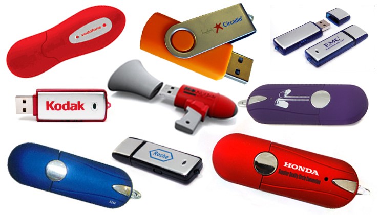 Verschillende bedrukte USB-sticks